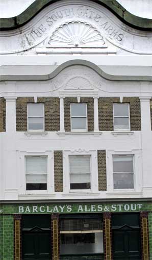 Ipswich Historic Lettering: The Southgate Arms