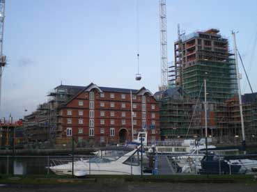 Ipswich Historic Lettering: Dock cranes 5