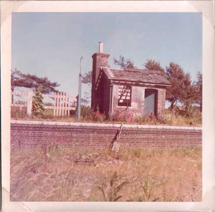 Ipswich Historic Lettering: Aldeburgh railway 5
