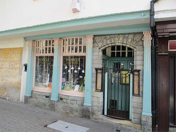 Ipswich Historic Lettering: Scarborow 4d